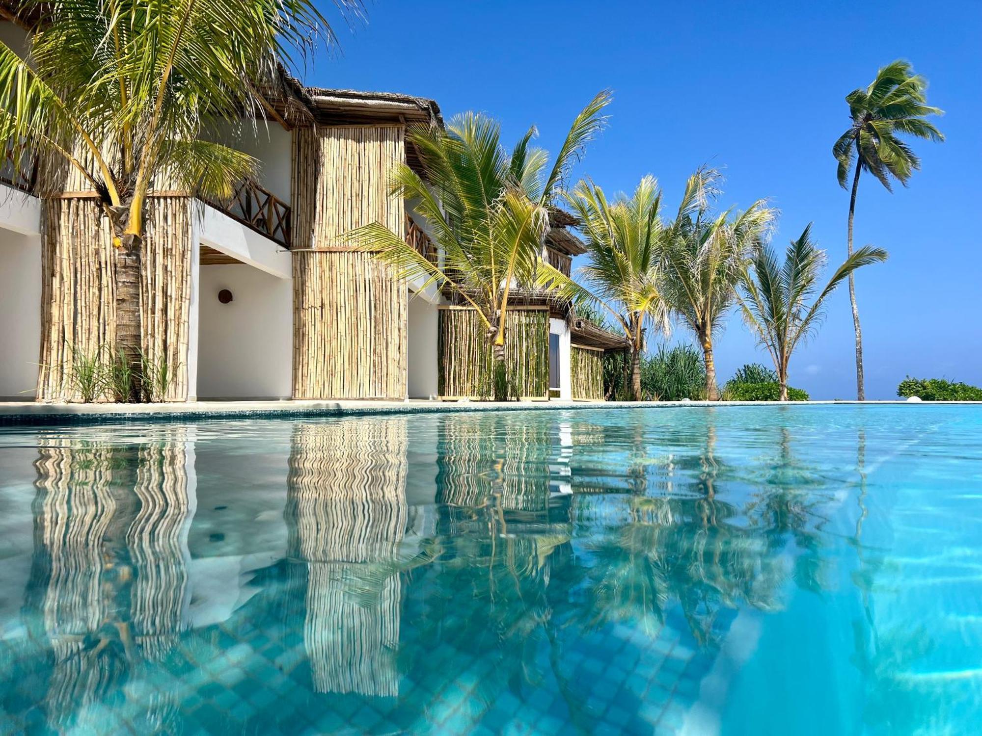 Infinity Beach Boutique Hotel & Spa Матемве Екстериор снимка